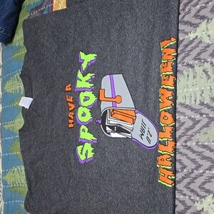 Mens 3xl Halloween shirt...New without tags